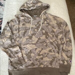 Champion Men's Tan Camo Hoodie